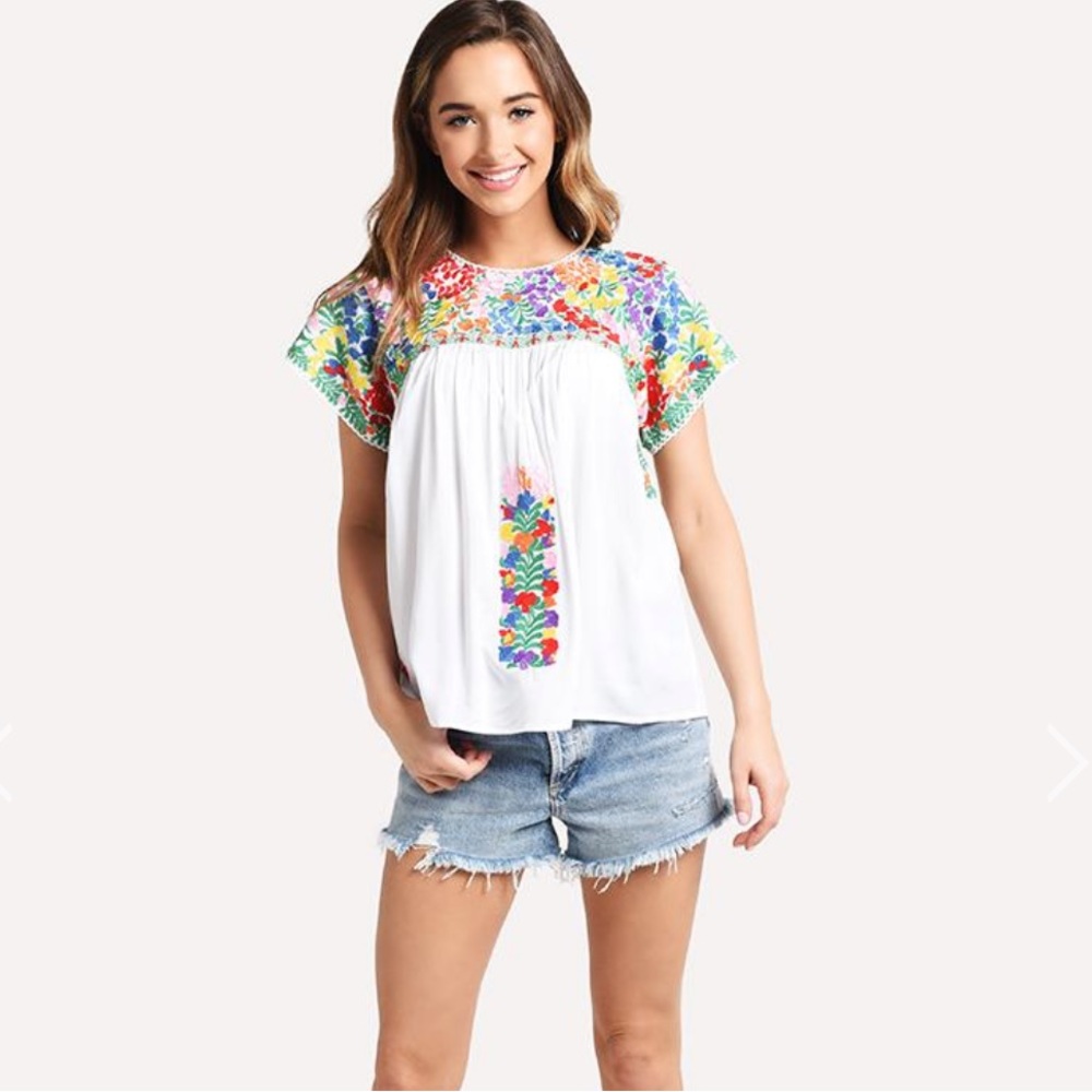 J.Marie The Carmen Top| embroidered